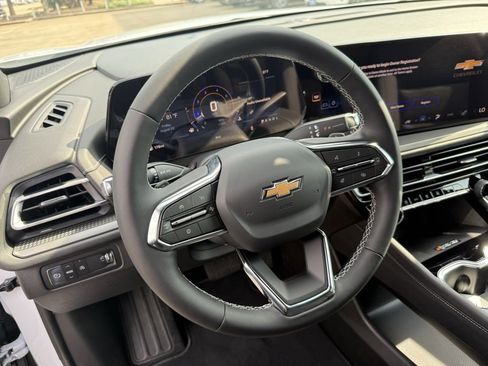 New 2026 Chevrolet Traverse LT image 30