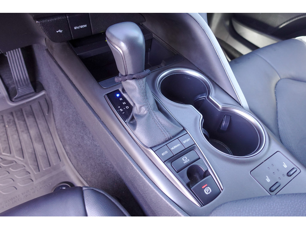 Certified 2022 Toyota Camry XSE FWD image 19