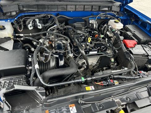 Used 2022 Ford Bronco Black Diamond AWD/4WD image 34