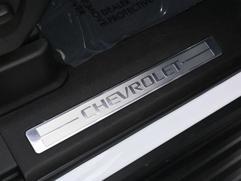 Used 2024 Chevrolet Tahoe Premier AWD/4WD image 40