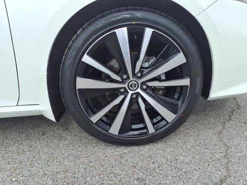 Used 2021 Nissan Altima 2.5 SR image 25