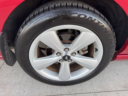 Used 2013 Ford Mustang GT Premium w/ Comfort Pkg image 17