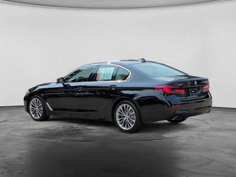 Used 2023 BMW 530i xDrive w/ Convenience Package AWD/4WD image 5