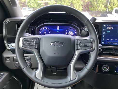 Used 2024 Chevrolet Silverado 1500 RST w/ Rally Edition RWD image 19