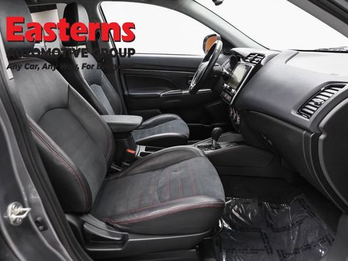 Used 2022 Mitsubishi Outlander Sport SE FWD image 24