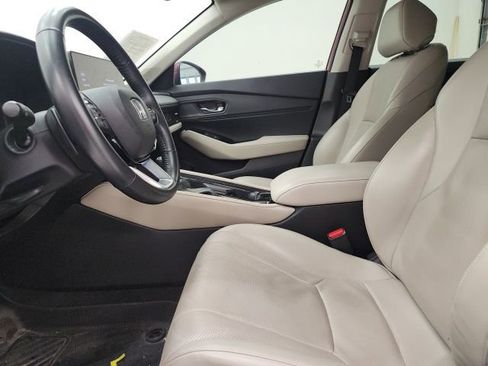 Used 2023 Honda Accord Touring image 15