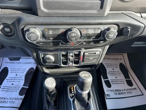 Used 2021 Jeep Wrangler Unlimited Sport S image 19