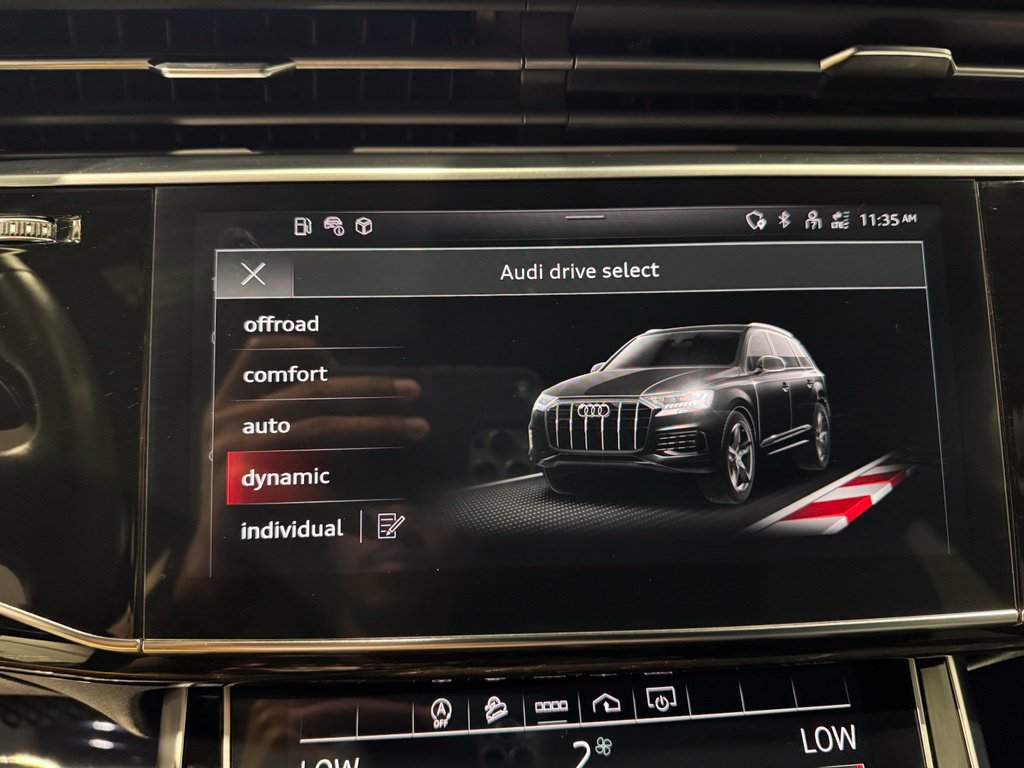 Used 2023 Audi Q7 2.0T Premium w/ Convenience Package AWD/4WD image 23