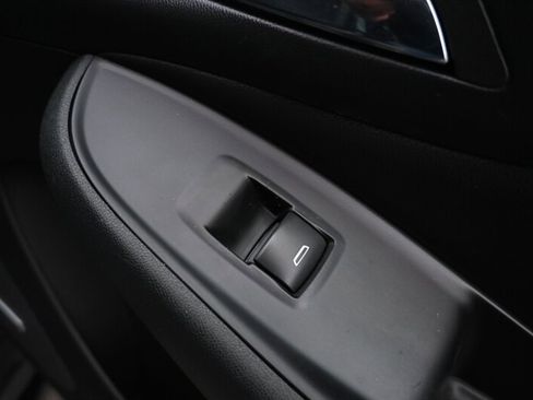 Used 2018 Chevrolet Volt LT w/ Comfort Package image 60