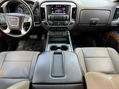 Used 2015 GMC Sierra 1500 SLT w/ SLT Crew Cab Value Package AWD/4WD image 9