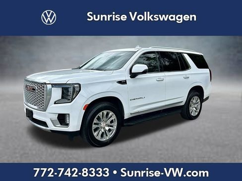 Used 2023 GMC Yukon Denali AWD/4WD image 1