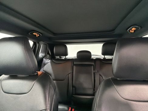 Used 2022 Jeep Compass High Altitude image 16