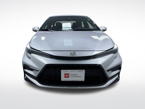 Certified 2023 Toyota Corolla SE w/ SE Premium Package FWD image 4