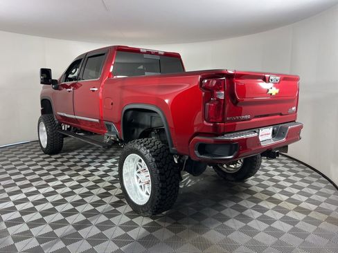 Used 2024 Chevrolet Silverado 3500 High Country w/ Technology Package image 3