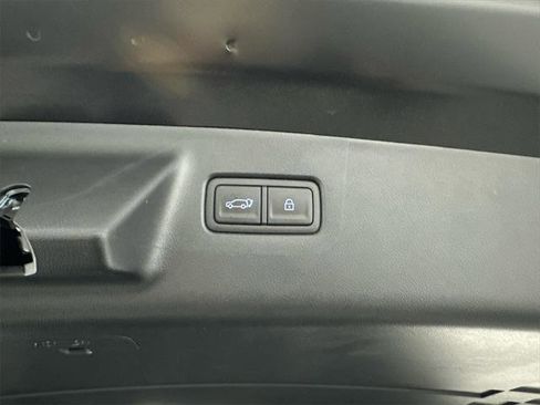 New 2026 Hyundai Santa Fe SE image 19