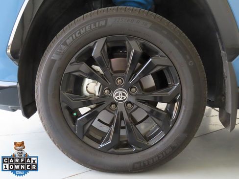 Used 2025 Toyota RAV4 XSE image 29