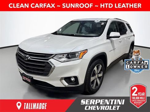 Used 2019 Chevrolet Traverse LT w/ LT Premium Package AWD/4WD image 1