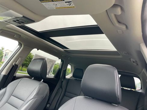 Certified 2023 Nissan Rogue SV w/ SV Premium B Package AWD/4WD image 6