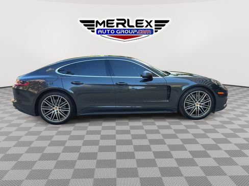 Used 2018 Porsche Panamera 4S AWD/4WD image 9