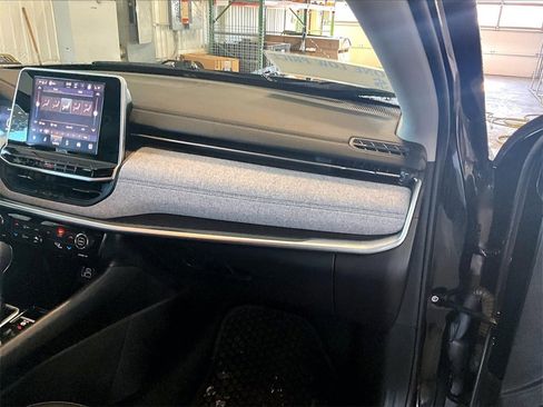 Used 2022 Jeep Compass Latitude w/ Convenience Group image 13