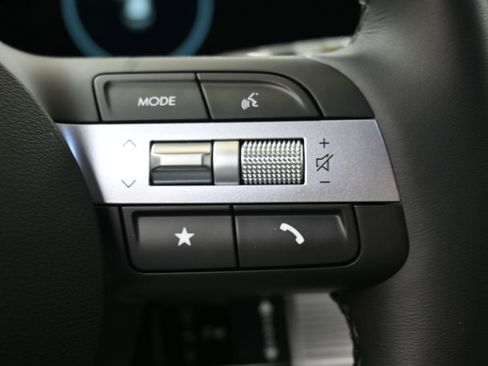 New 2026 Hyundai Tucson Limited image 25