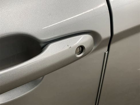 Used 2024 Toyota Camry SE image 38