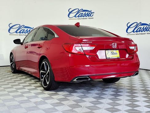 Used 2019 Honda Accord Sport image 2