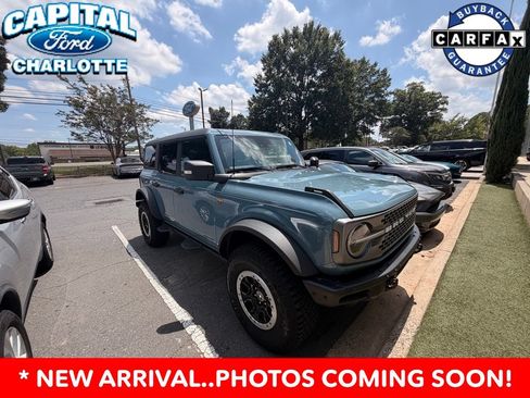 Used 2023 Ford Bronco Badlands AWD/4WD image 3