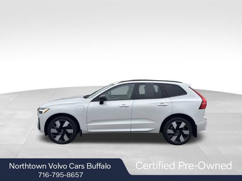 Used 2024 Volvo XC60 T8 Plus w/ Climate Package AWD/4WD image 2