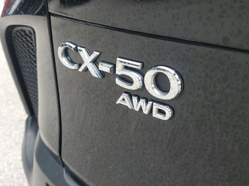 Used 2025 MAZDA CX-50 AWD 2.5 S w/ Preferred Package image 6