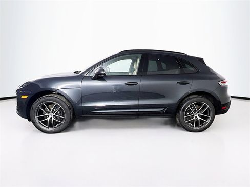 New 2026 Porsche Macan image 2