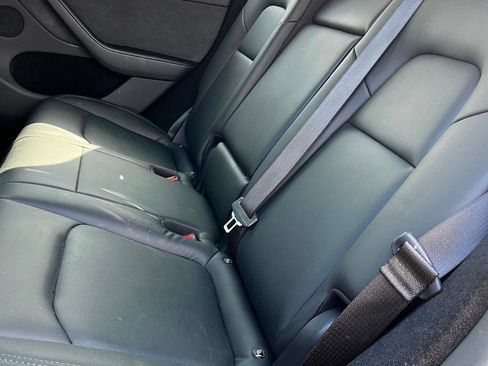Used 2023 Tesla Model Y AWD image 18