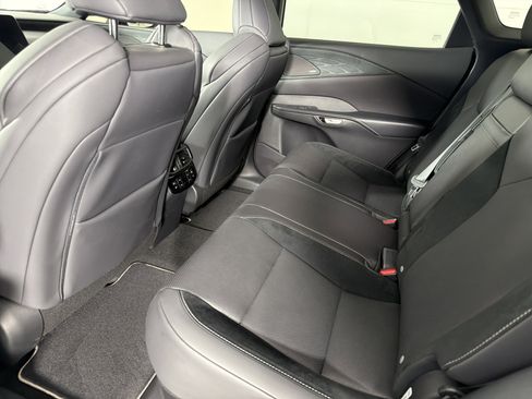 Used 2024 Lexus RX 500h F Sport w/ Convenience Package image 13