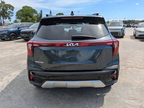 Certified 2026 Kia Seltos EX w/ EX Sunroof Package FWD image 7
