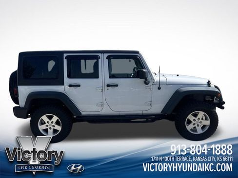 Used 2013 Jeep Wrangler Unlimited Sport AWD/4WD image 6