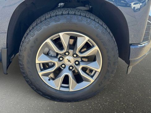 Used 2021 Chevrolet Silverado 1500 RST AWD/4WD image 7
