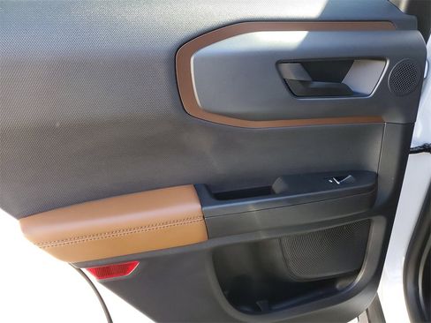 Used 2023 Ford Bronco Sport Outer Banks w/ Tech Package image 10