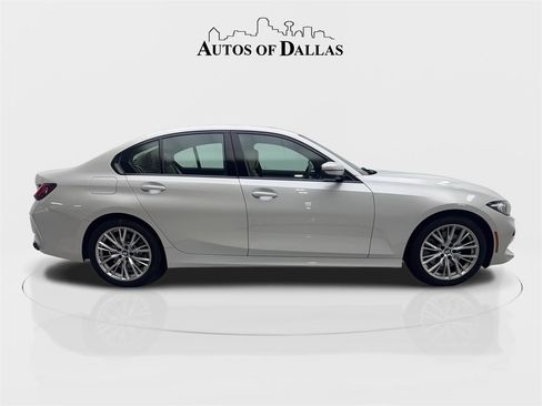 Used 2023 BMW 330i Sedan w/ Driving Assistance Package image 10