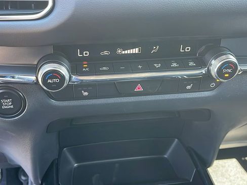 Used 2025 MAZDA CX-30 AWD 2.5 S w/ Preferred Package image 21