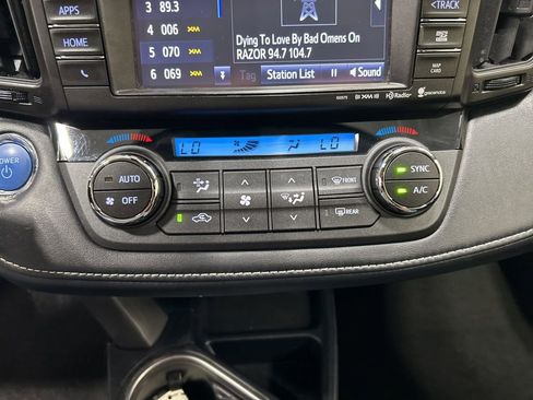 Used 2016 Toyota RAV4 XLE w/ Convenience Package AWD/4WD image 20
