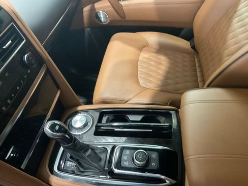 Used 2024 INFINITI QX80 Sensory w/ Cargo Package AWD/4WD image 13