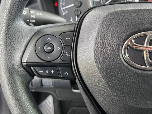 Used 2021 Toyota Corolla LE w/ Carpet Mat Package (TMS) FWD image 25