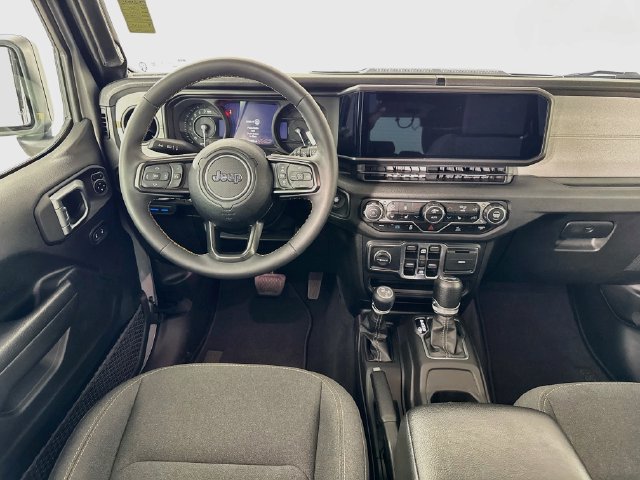 Used 2024 Jeep Wrangler Unlimited w/ Convenience Group AWD/4WD image 25