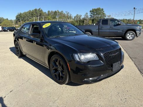 Used 2022 Chrysler 300 S RWD image 7