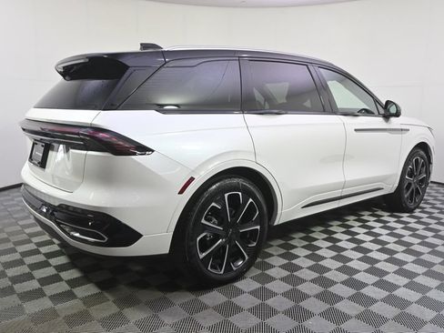 New 2026 Lincoln Nautilus Reserve AWD/4WD image 7