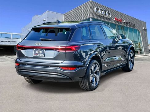 Used 2025 Audi Q6 e-tron Premium Plus w/ Premium Plus image 4