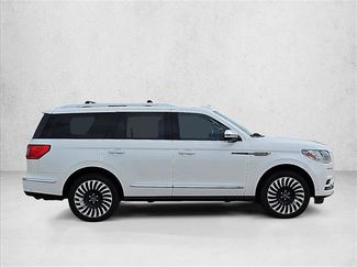 Used 2021 Lincoln Navigator Black Label w/ Cargo Convenience Package AWD/4WD video 4