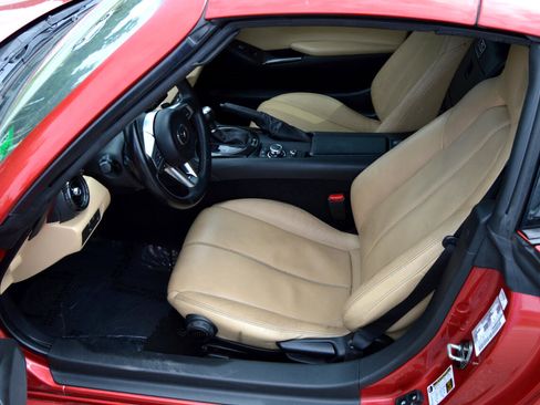 Used 2017 MAZDA MX-5 Miata RF Grand Touring image 9