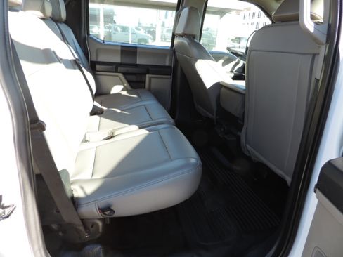 Used 2022 Ford F350 XL w/ Power Equipment Group image 18