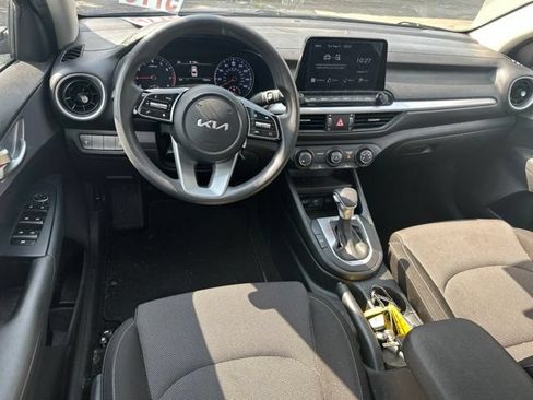 Used 2024 Kia Forte LXS FWD image 10